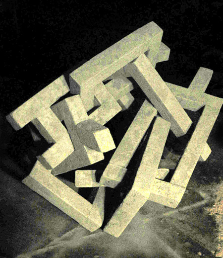 chain-sculpture-at-night-processed.jpg